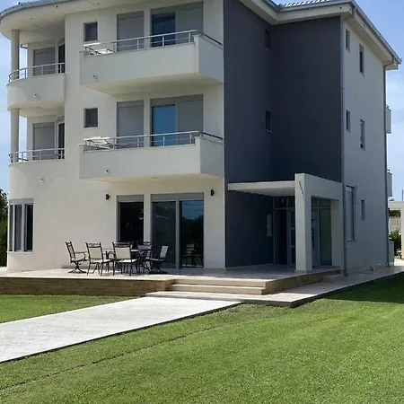 Hamptons Village Apartments Ada Bojana Ulcinj Exterior photo