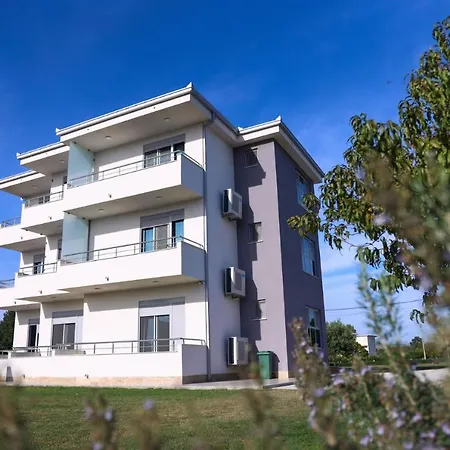 Hamptons Village Apartments Ada Bojana Ulcinj Exterior photo