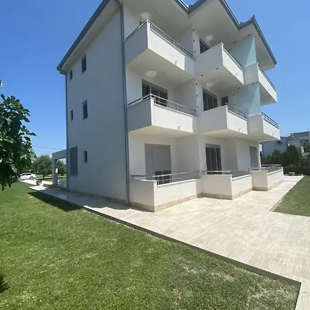 Hamptons Village Apartments Ada Bojana Ulcinj Exterior photo
